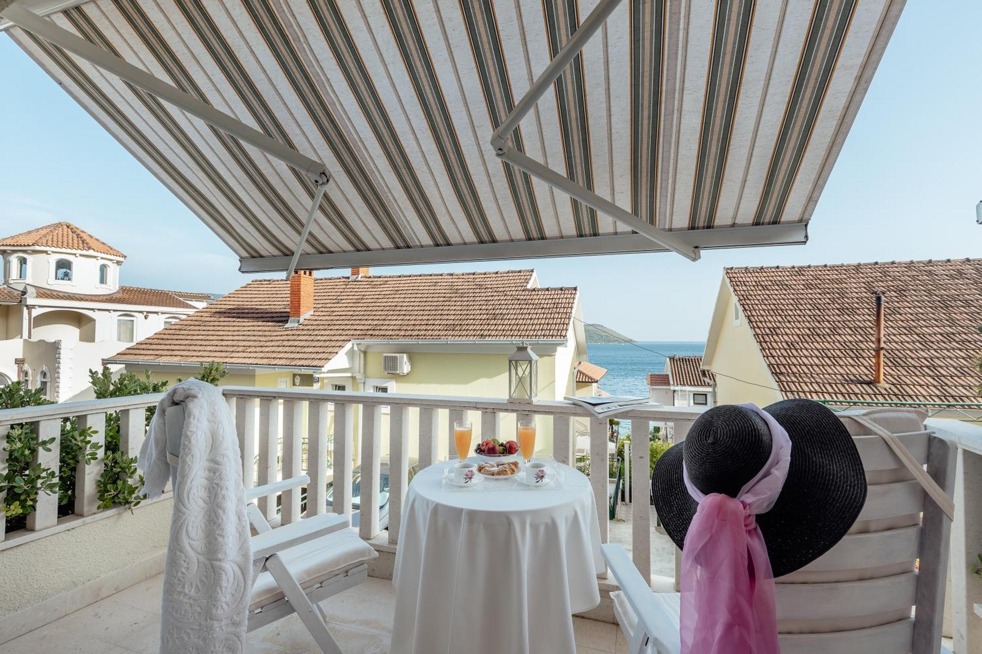 Apartments Porobic Herceg Novi Exterior foto